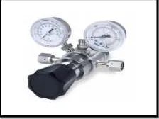 Double stage gas cylinder regulator
